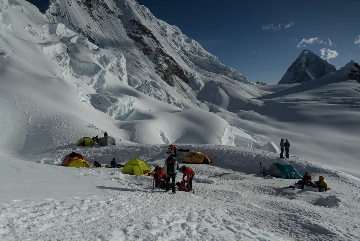 Mit myLoop auf 6.000 Meter – Expeditionserfolg am Alpamayo und Tocllaraju in Peru